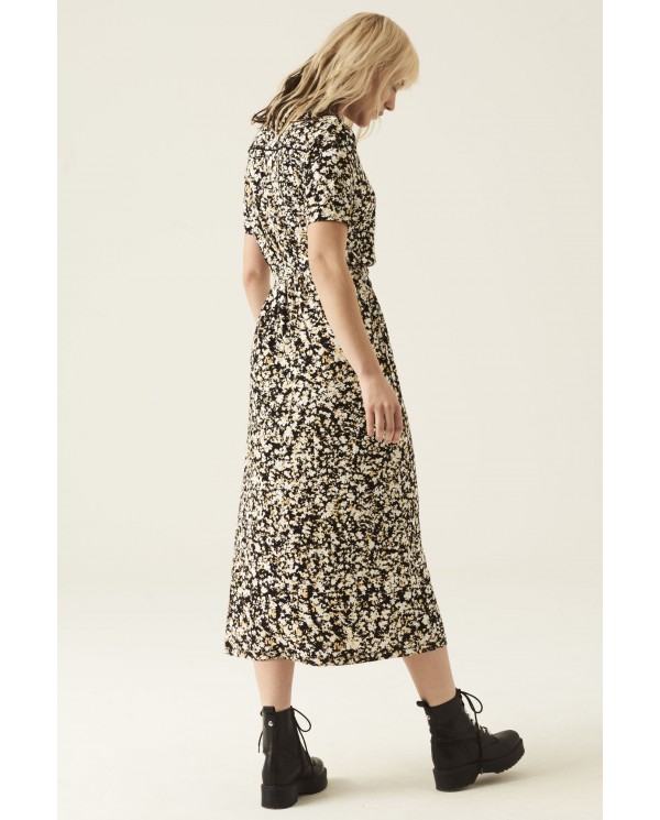 Robe Garcia  Robe Garcia