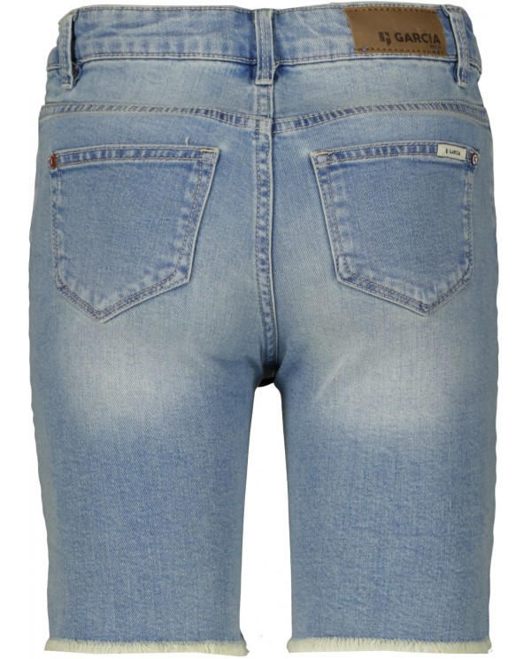 Short Garcia  Short Garcia